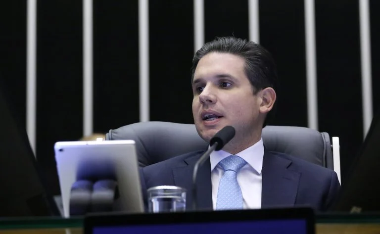Marco legal do combate ao crime organizado: Hugo Motta prevê aprovação do PL 5582/25 e diz que será a votação mais importante do ano Motta diz estar confiante na aprovação do marco legal do combate ao crime organizado - Notícias