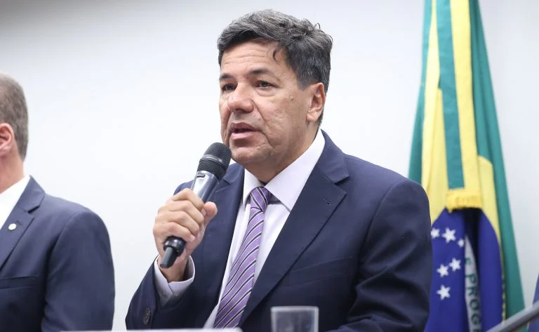 PEC da Segurança Pública: Mendonça Filho propõe novo texto para frear centralização no Conselho Nacional e garantir autonomia dos estados Relator da PEC da Segurança Pública quer evitar centralização de poderes em conselho nacional - Notícias