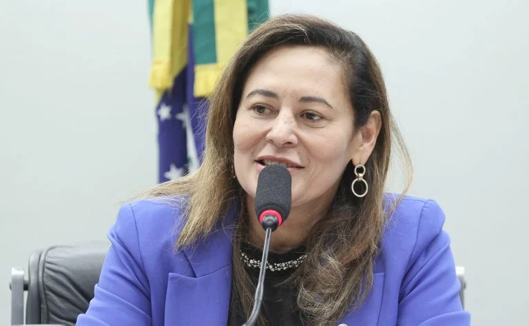 Aumento de pena para violência contra a mulher em área rural: Comissão da Câmara aprova novas punições e reforça notificação compulsória Comissão aprova aumento de pena para violência contra a mulher em área rural - Notícias