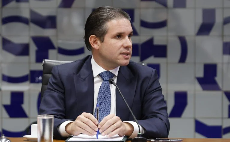 PL Antifacção: governo e relator fecham acordo para votar na Câmara hoje, entenda o alcance da Lei Raul Jungmann Motta: governo e relator do PL Antifacção chegaram a acordo para votar o texto - Notícias