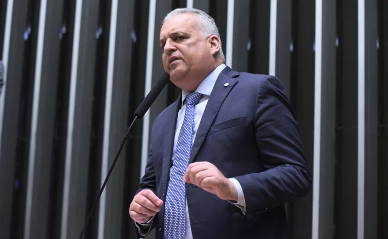 Câmara aprova aumento de pena para furto, roubo, receptação e latrocínio - Notícias