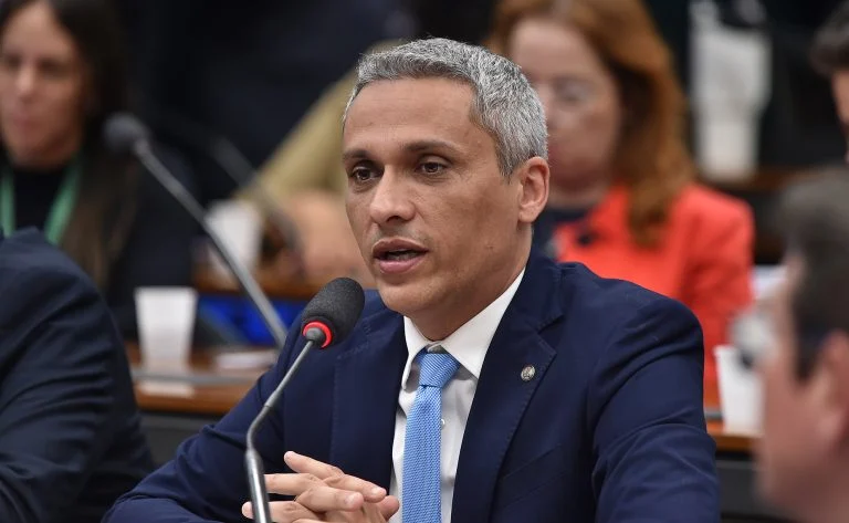 Certidão digital do serviço militar obrigatório: comissão da Câmara aprova PL 342/22 e abre caminho para comprovante gratuito online Comissão aprova certidão digital como comprovante do serviço militar obrigatório - Notícias
