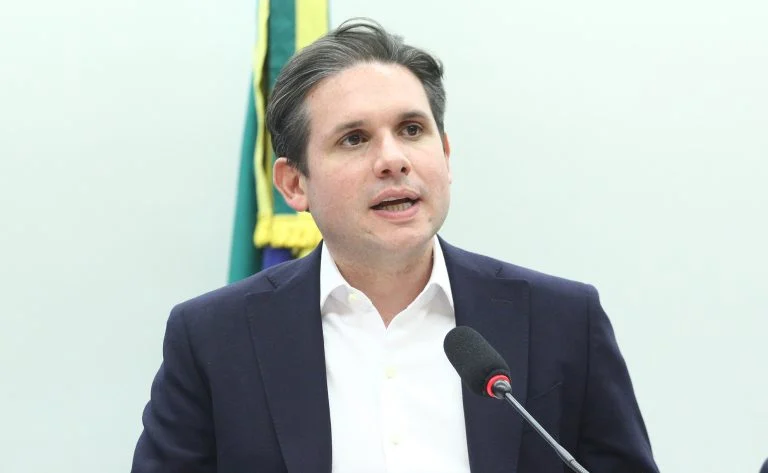 Câmara cria grupo para acelerar o PL 896/23 que criminaliza a misoginia, com coordenação de Tabata Amaral Motta cria grupo de trabalho para debater projeto que criminaliza a misoginia - Notícias
