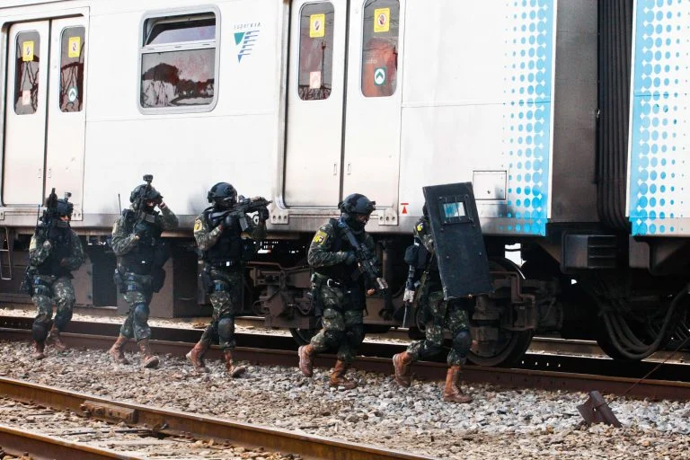 Crime organizado e terrorismo no Brasil: Câmara fará audiência para detalhar conexões operacionais e financeiras e fortalecer o combate Comissão debate relação entre crime organizado e terrorismo - Notícias