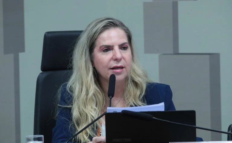 Criminalização da misoginia no Brasil, Comissão Mista debate o PL 896/23 em audiência pública interativa nesta quarta, saiba como participar Comissão discute projeto que criminaliza a misoginia; participe - Notícias