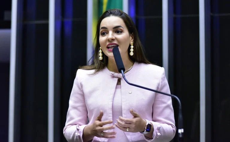 Comissão aprova criação de delegacias especializadas no atendimento a pessoas com deficiência - Notícias