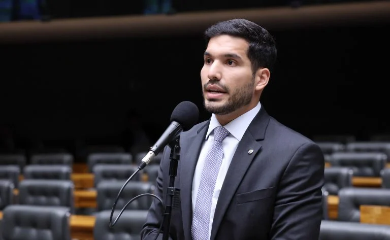 Sistema Nacional de Prevenção à Violência Juvenil: comissão da Câmara aprova PL para integrar serviços e reduzir violência contra jovens Comissão aprova criação de sistema nacional para prevenir violência contra jovens - Notícias