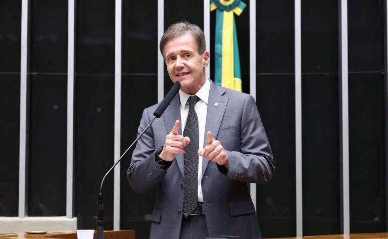 Redução da maioridade penal: presidente de comissão especial da Câmara defende debate amplo e mira votação ainda em 2026 Presidente de comissão especial defende debate amplo sobre redução da maioridade penal - Notícias
